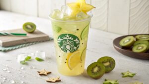 green-kiwi-and-yellow-starfruit-lemonade-refresher